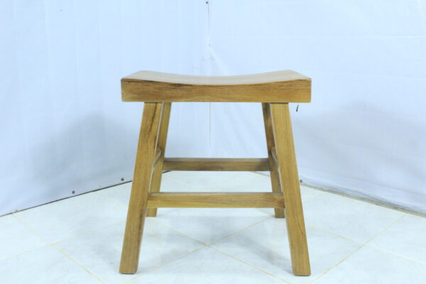 Curve Top Stool Teakwood