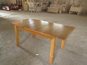 Extandable Dining Table